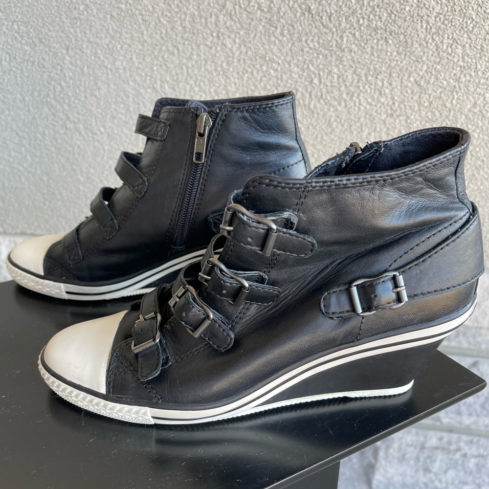 ASH leather wedges with inside zipper and buckles
